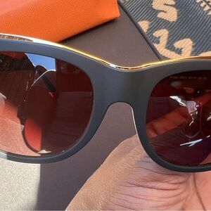 Stylish Black Sunglasses